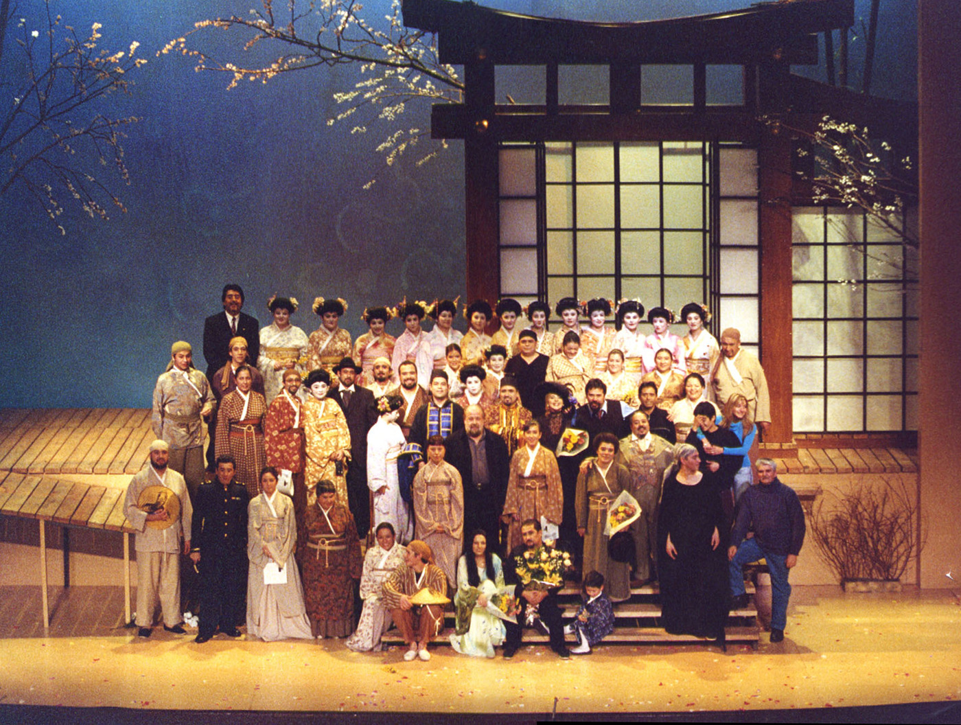 Registro Fotográfico, Foto de Elenco en Escena – Madame Butterfly