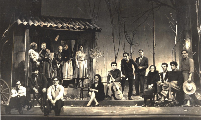 Fotografía del elenco de Ánimas de día claro