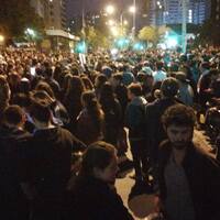 https://archivo-arde.s3-sa-east-1.amazonaws.com/Cuerpo y protesta 2019/ff0869fd-06b4-4be0-81a9-768d804c21d4.jpg
