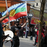 https://archivo-arde.s3-sa-east-1.amazonaws.com/Cuerpo y protesta 2019/8V7A0196.jpg