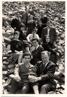 Fotografía del elenco de Los invasores
